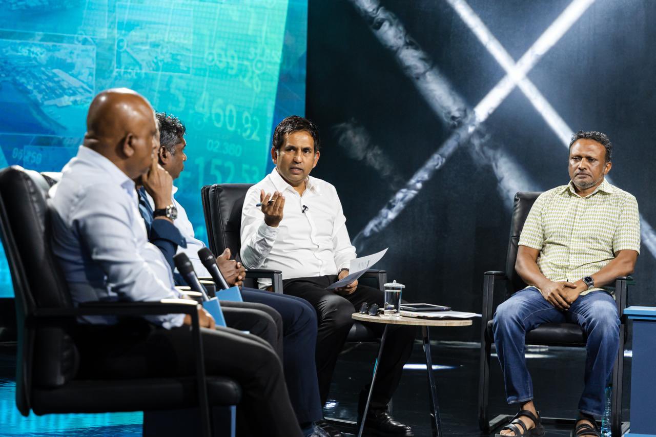 ޑޮލަރުގެ އަގު މަތިވަނީ ނޫސްތަކުން ގެނެސްދޭ ފޭކު ނިއުސް ތަކުގެ ސަބަބުން: މިނިސްޓަރ ސައީދު